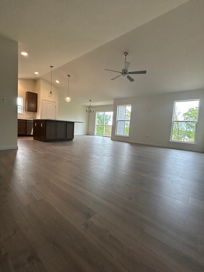 Foto del edificio - 452 Sweetgrass Dr