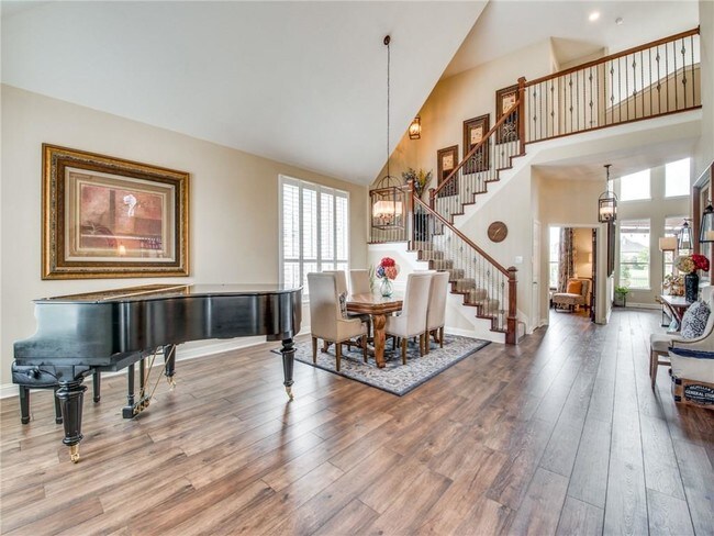 Building Photo - 3696 Chesapeake Dr