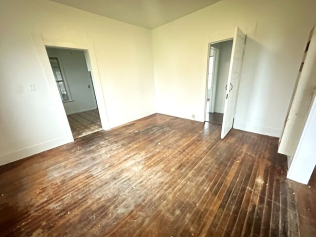 Foto del edificio - 565 Campus St