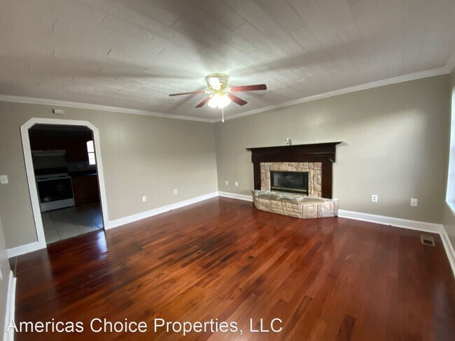 Building Photo - 2 br, 2 bath House - 1731 Pembrook Dr