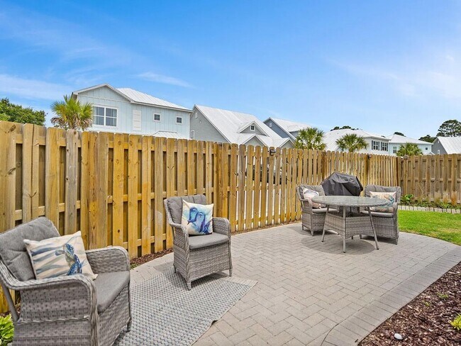 Foto del edificio - Gorgeous newer 2-Story, 4 bedroom Home in ...
