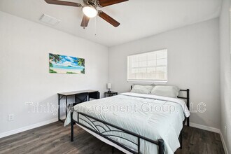 Building Photo - 1051 Dogwood Dr