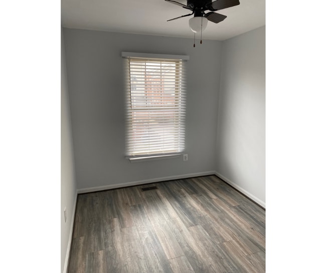 Building Photo - 306 N Fremont Ave