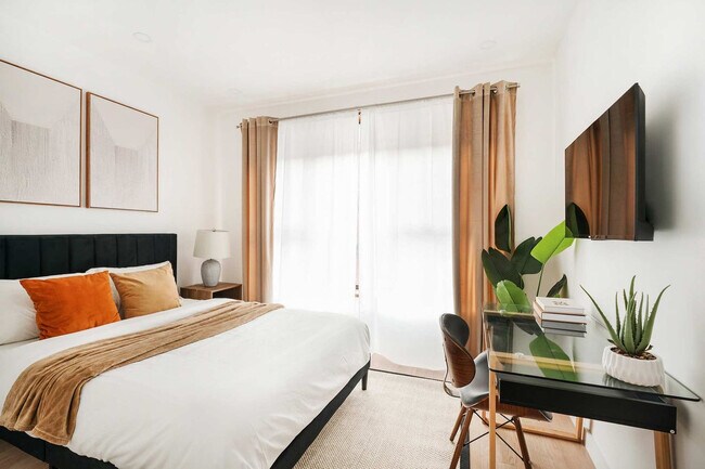 Foto del edificio - 347 E 78th St