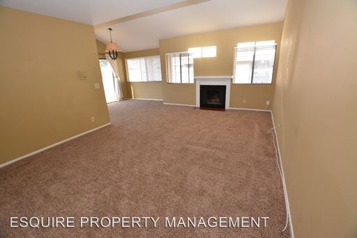 Building Photo - 1254 Seacliff Ct
