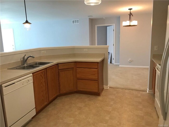 Foto del edificio - 4183 Hampton Ridge Blvd