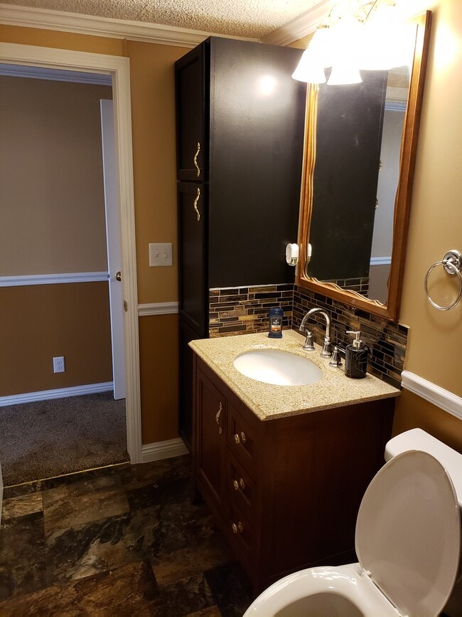 Foto del edificio - 3030-3012 12th Ave