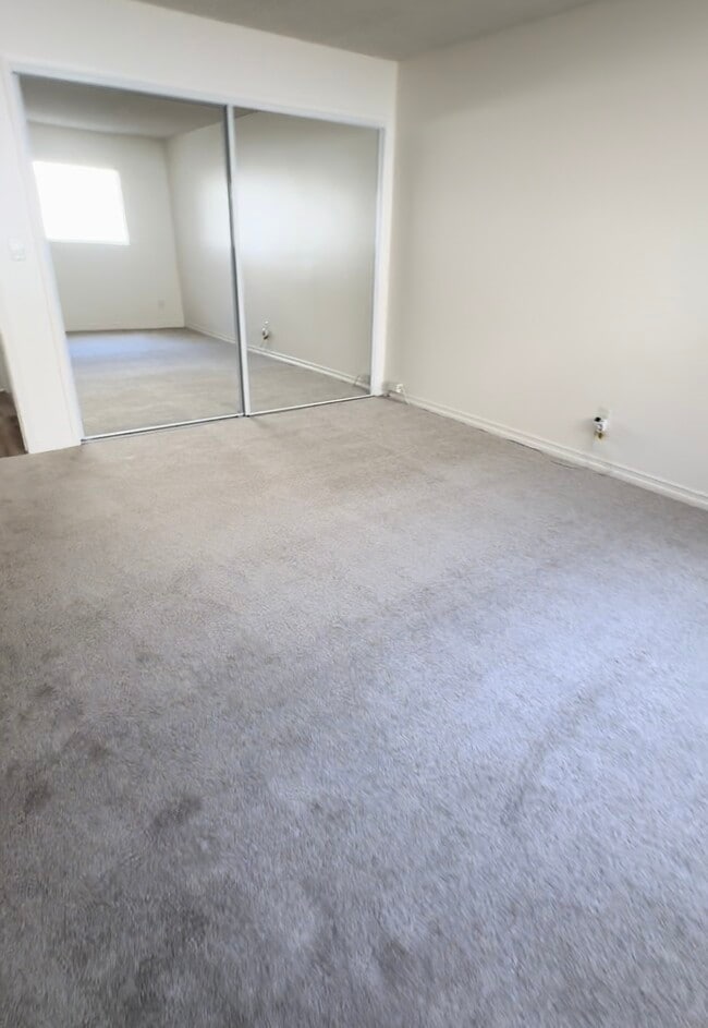 dormitorio de invitados de 2 dormitorios - Sun Harbour Apartments