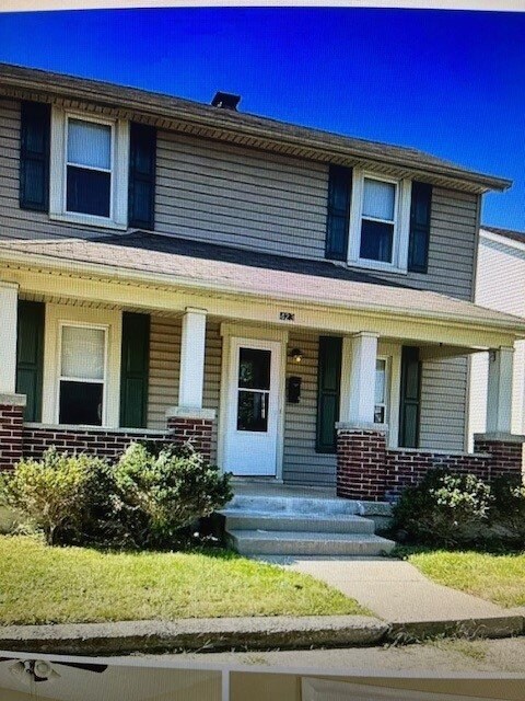 Foto principal - 423 S 2nd St