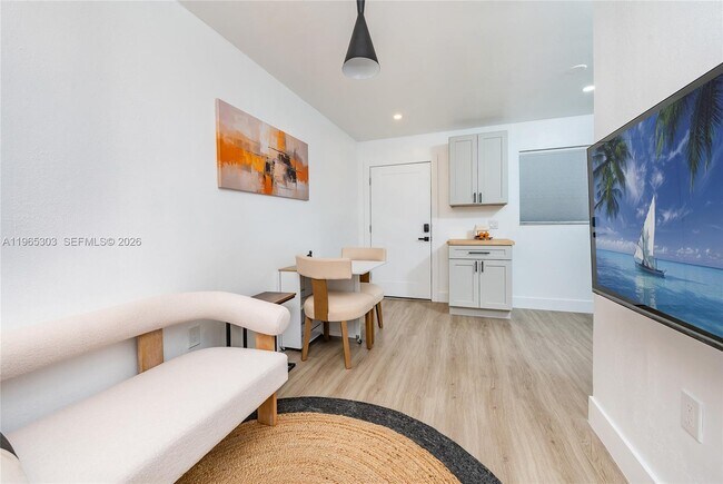 Foto del edificio - 3321 NW 19th Terrace