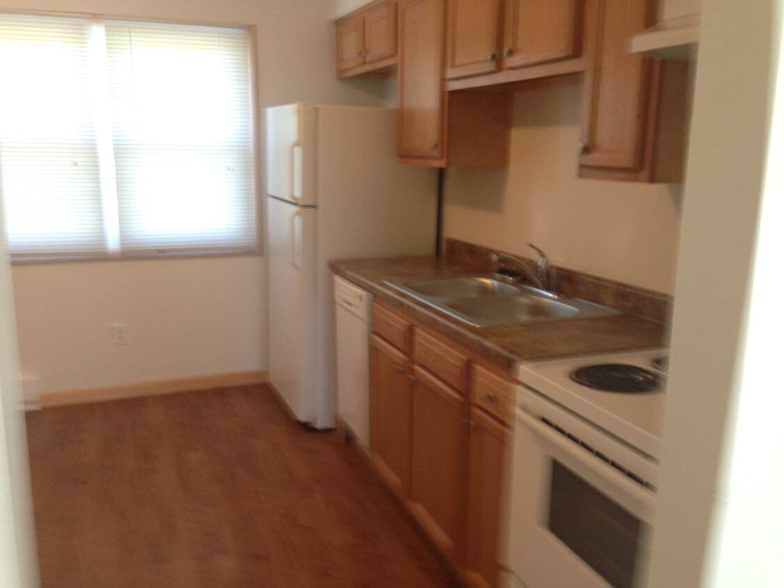 Foto principal - 471 S West St