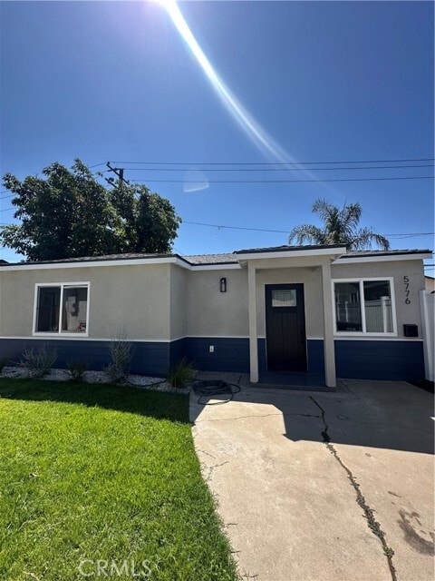 Primary Photo - 5776 Lockheed Ave