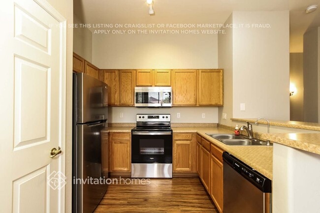 Building Photo - 1684 S 172nd Dr
