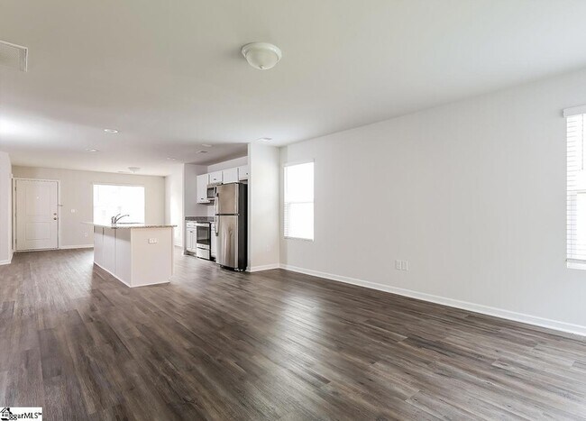 Foto del edificio - 476 Thomas Aly