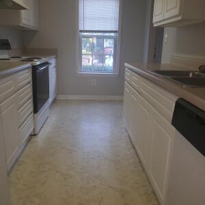 Building Photo - 2030 Saba Dr