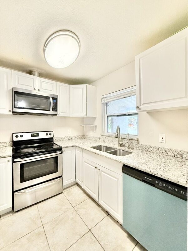 Building Photo - 2625 FL-590