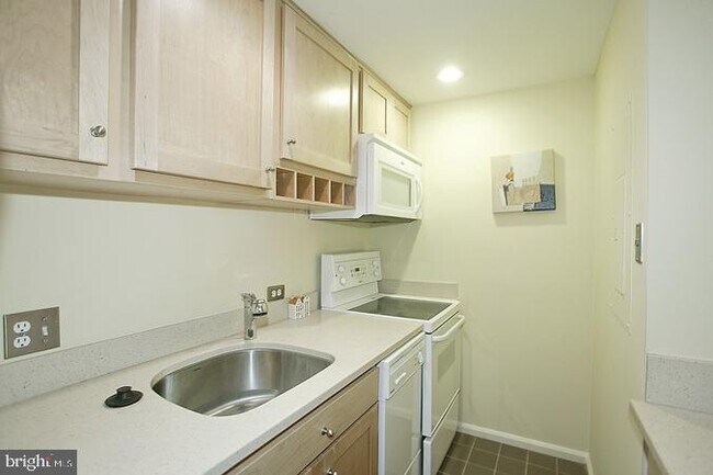 Foto del edificio - 2145 California St NW