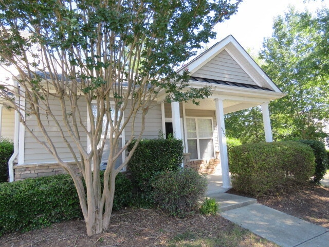Building Photo - 936 Cinnamon Dr