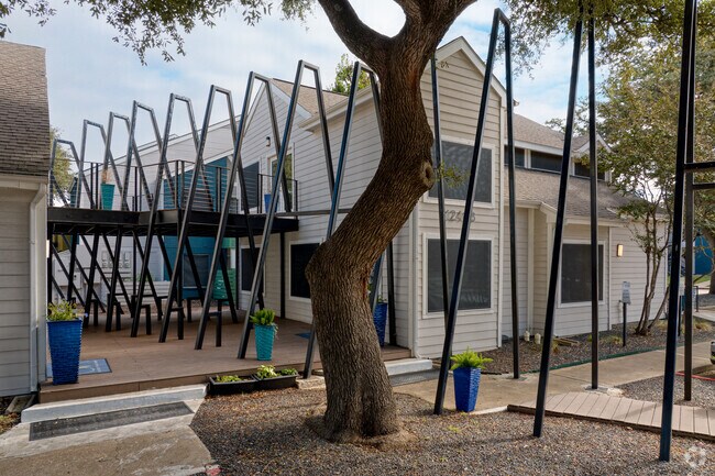 Oficina de arrendamiento y casa club - The Lantern Apartments