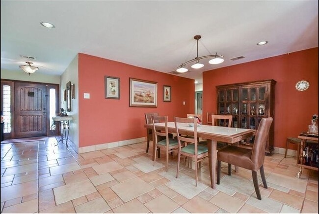 Foto del edificio - 13123 Conifer Rd