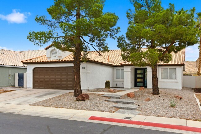 Foto del edificio - Remodeled Single Story in Guard Gated Community!!!