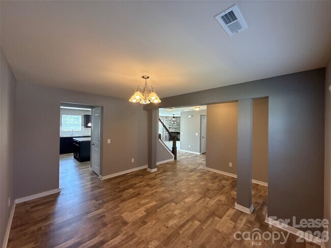 Foto del edificio - 4620 Gibbons Link Rd