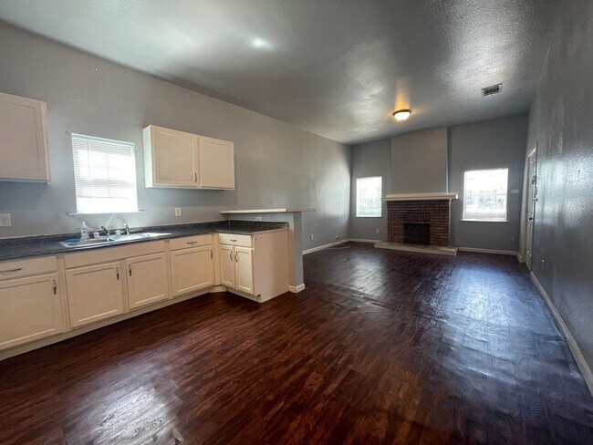 Foto del edificio - 4 Bed / 2 Bath Home in Historic Southside ...
