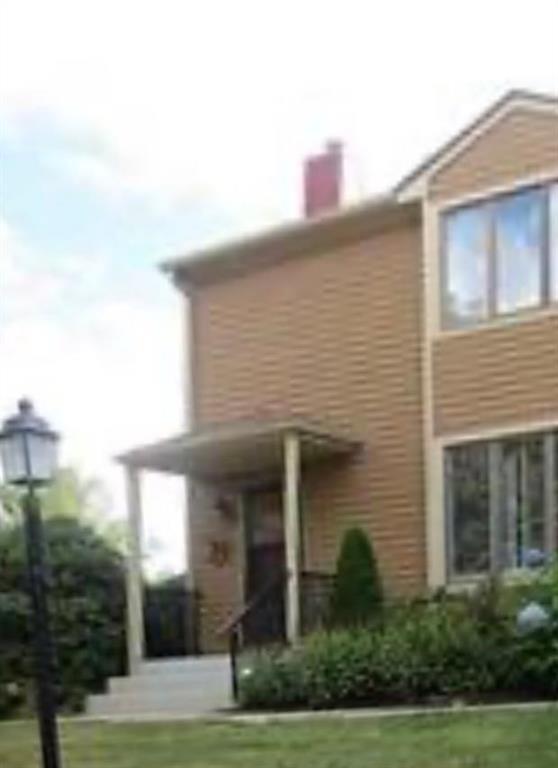 Primary Photo - 2 Tamarac Dr