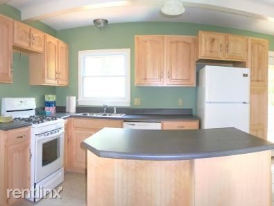 Building Photo - 515 N Aurora St