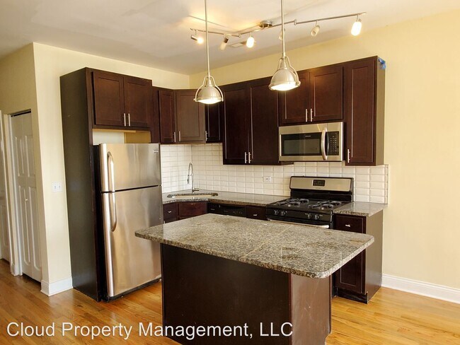 Building Photo - 2626 W 24th Pl