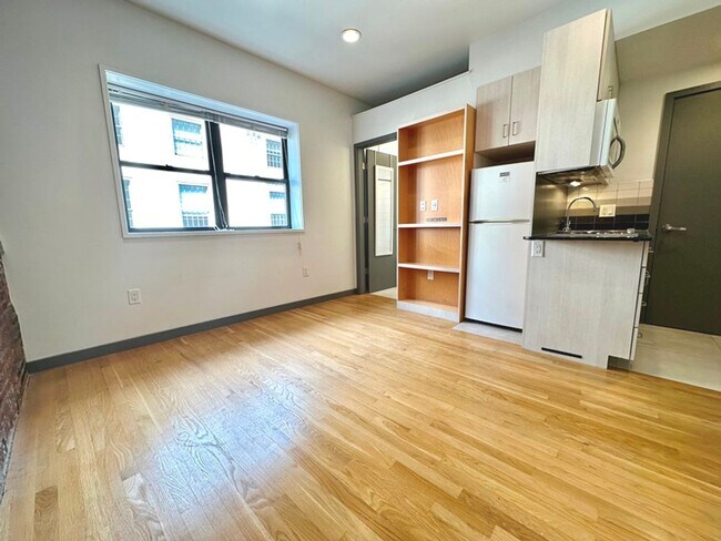 Foto del edificio - 141 Bowdoin St