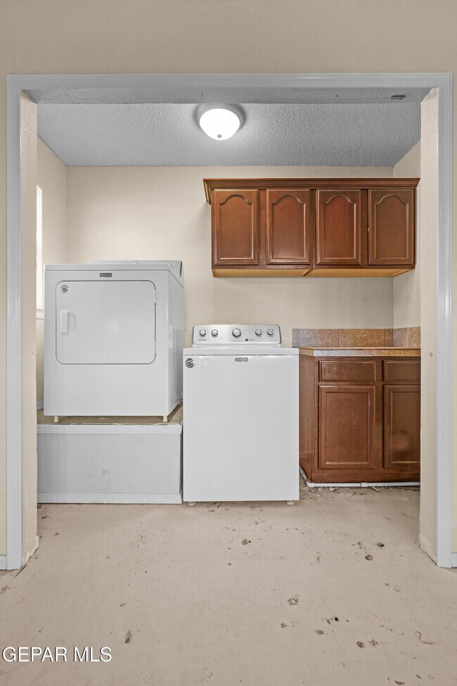 Foto del edificio - 3820 Tierra Campa Dr