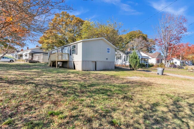 Building Photo - 1 Alice St