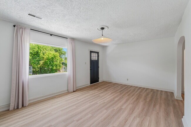 Foto del edificio - 2531 Keystone Ave