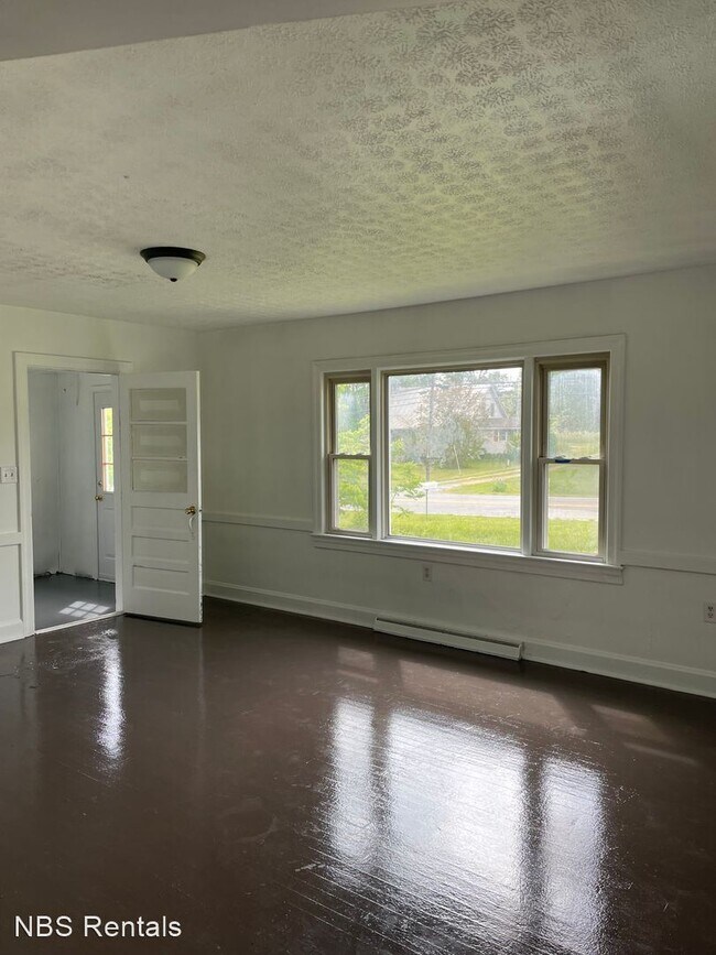 Building Photo - 2 br, 1 bath House - 4625 Shula Drive