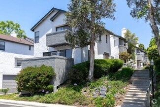 Building Photo - 8746 Villa La Jolla Dr