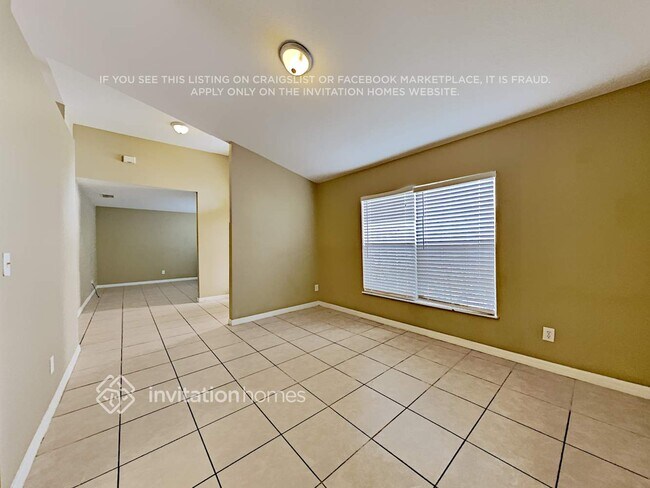 Foto del edificio - 628 Hatchwood Dr