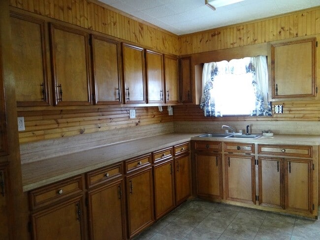 Foto del edificio - 3801 Stuart Ave