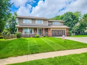 Building Photo - 924 Prairie View Dr