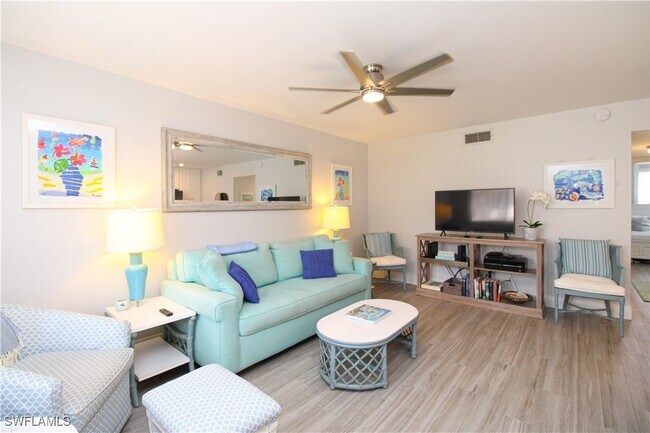 Foto del edificio - 1100 Gulf Shore Blvd N