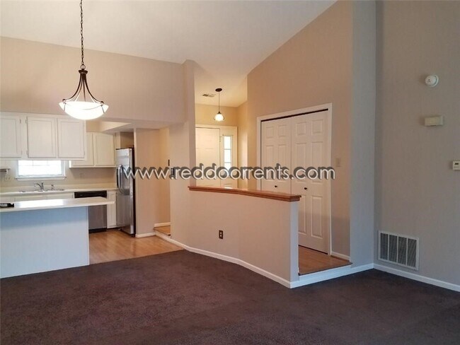 Foto del edificio - Coming Soon! Wonderful Carmel Home!