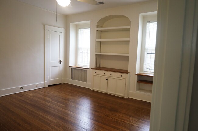 Foto del edificio - 1780 Linden Ave