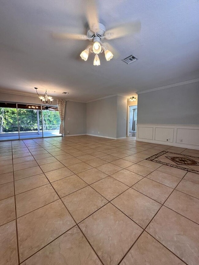 Photo - Beautiful 3/2 House in quiet neighborhood