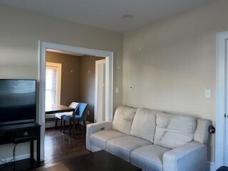 Foto del edificio - 75 Summer St