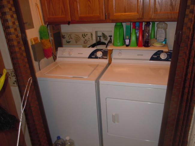 washer dryer - Whitman Place Apartments