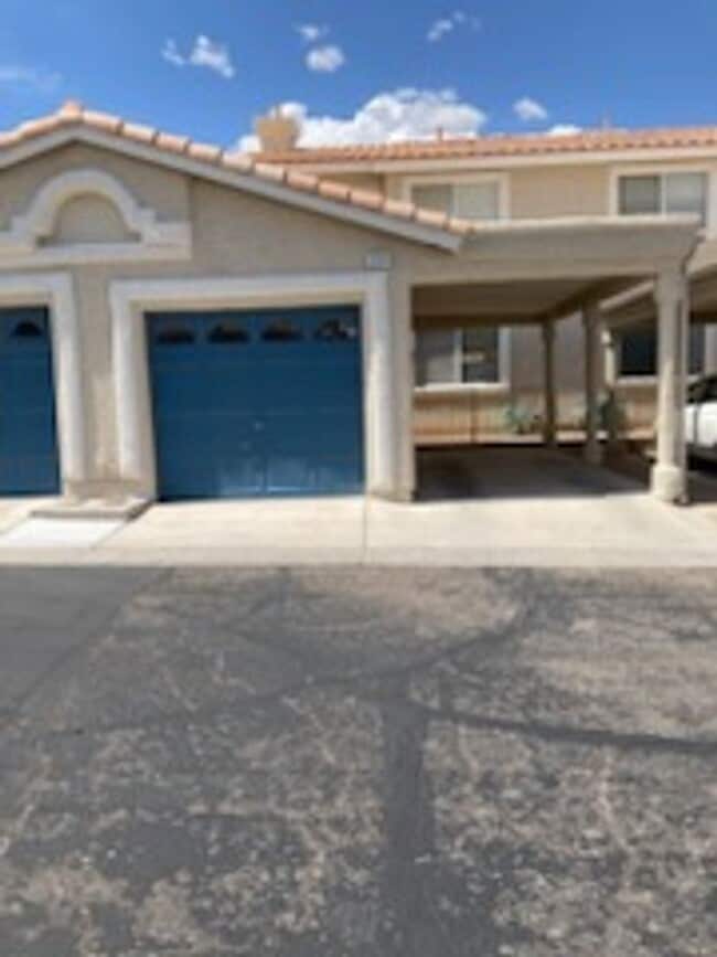 Building Photo - 3 br, 2.5 bath House - 2234 Rugged Mesa