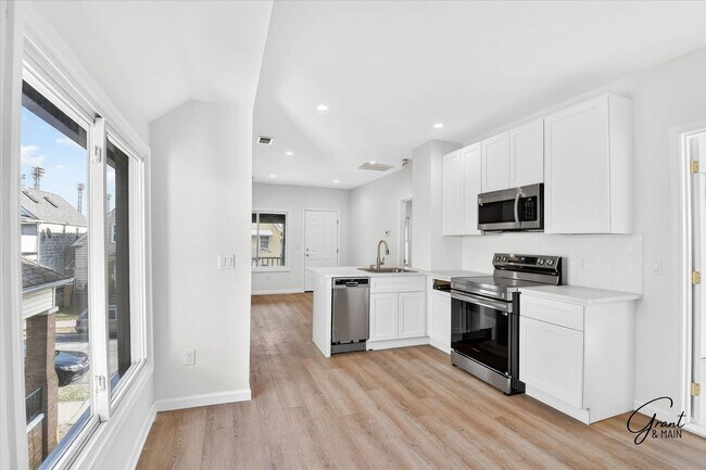 Foto del edificio - 3175-3177 Jacob - Grit and Grind Ventures LLC