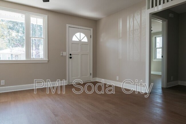 Foto del edificio - 332 Guilford St
