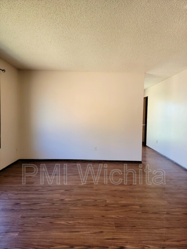 Foto del edificio - 616 N Richmond Ave