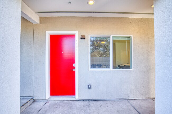 Unit Door - 1330 E Drachman St